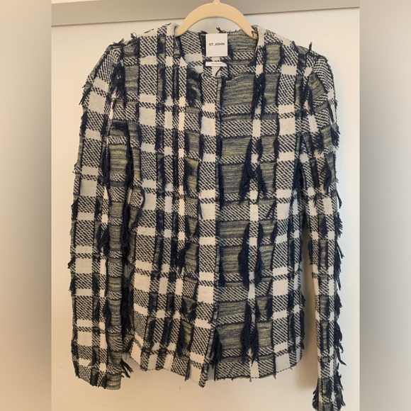 St John Wool-Blend Shirt Jacket in Blue - Picture 4 of 7